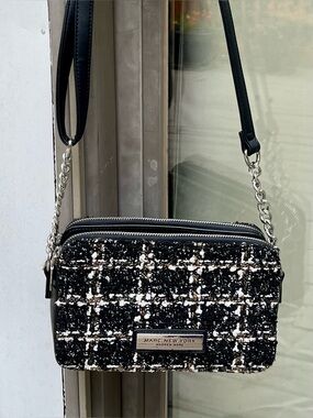 Andrew Marc black & white plaid tweed camera bag, 2 zippered compartments